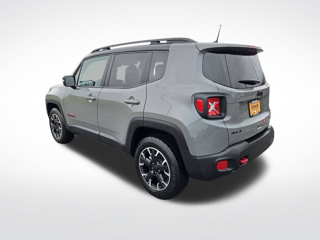 Used 2023 Jeep Renegade Trailhawk w/ Trailhawk Elite Group AWD/4WD image 7