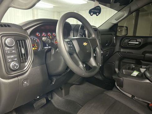 Certified 2022 Chevrolet Silverado 1500 Custom AWD/4WD image 10