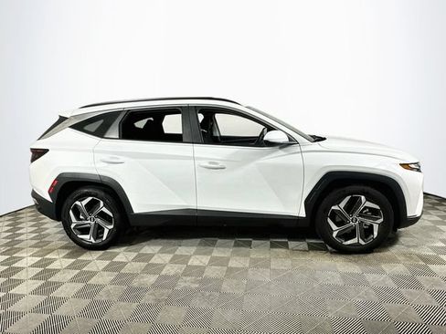 Used 2024 Hyundai Tucson SEL FWD image 2
