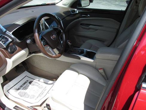 Used 2015 Cadillac SRX Luxury w/ Driver Awareness Package AWD/4WD image 9