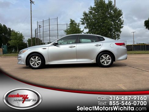 Used 2018 Kia Optima LX FWD image 1