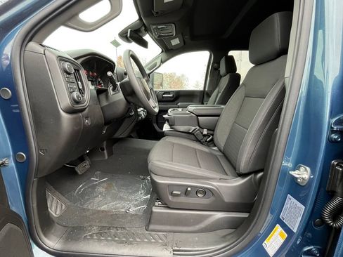 New 2026 Chevrolet Silverado 2500 Custom w/ Custom Value Package image 8