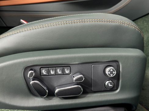 Used 2024 Bentley Continental GT S image 37