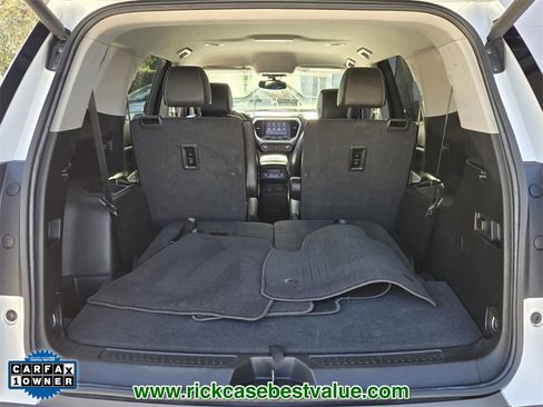 Used 2023 GMC Acadia SLT w/ Elevation Edition image 15