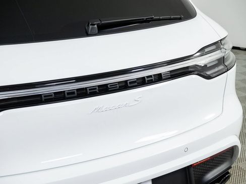 New 2026 Porsche Macan S AWD/4WD image 37