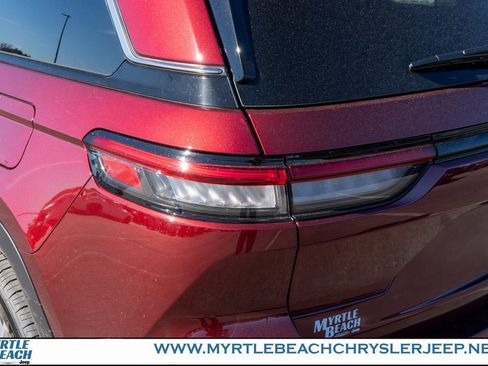 Certified 2025 Jeep Grand Cherokee Laredo X w/ Luxury Tech Group I image 11