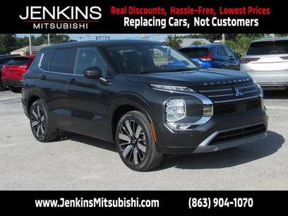New 2025 Mitsubishi Outlander SE