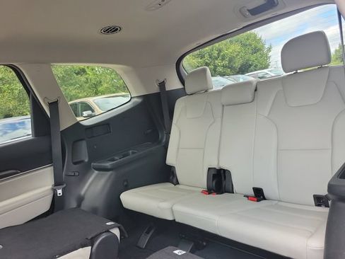 Used 2024 Kia Telluride S w/ S Sunroof Package AWD/4WD image 30
