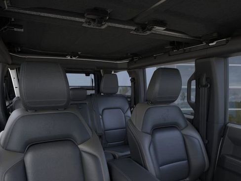 New 2025 Ford Bronco Outer Banks AWD/4WD image 13