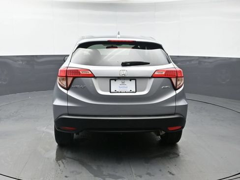 Used 2018 Honda HR-V LX image 5