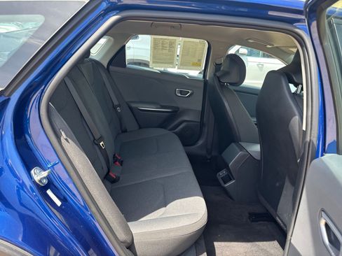 Used 2025 Kia K4 FWD image 24