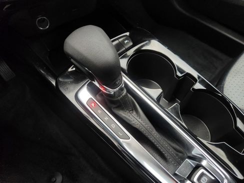 Used 2026 Chevrolet Trax LT image 22