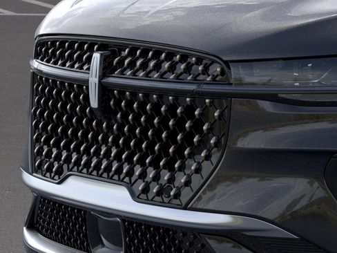 New 2026 Lincoln Nautilus Black Label AWD/4WD image 17