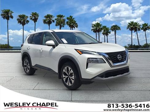 Certified 2023 Nissan Rogue SV FWD image 1