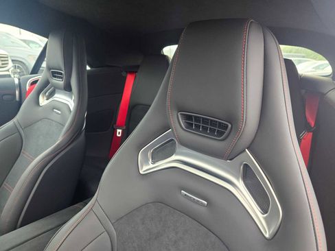 New 2025 Mercedes-Benz SL 63 AMG S e Performance 4MATIC image 39