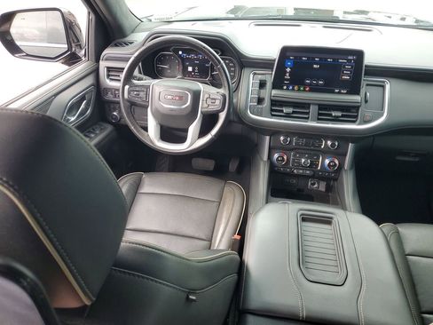 Used 2021 GMC Yukon SLT w/ SLT Premium Package AWD/4WD image 19