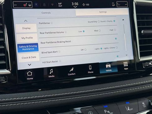 New 2026 Chrysler Pacifica Select image 32