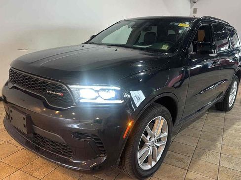 Used 2024 Dodge Durango GT AWD/4WD image 1