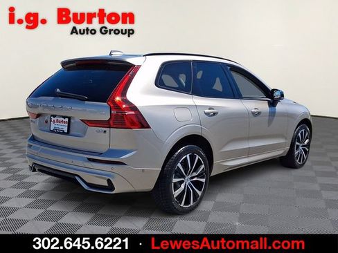 Used 2023 Volvo XC60 B5 Plus w/ Climate Package AWD/4WD image 6