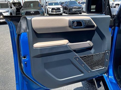 Used 2023 Ford Bronco Wildtrak AWD/4WD image 25
