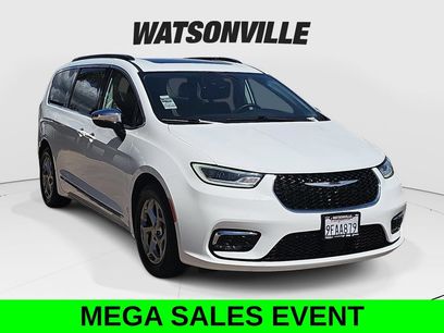 Used 2023 Chrysler Pacifica Limited
