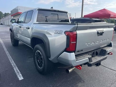 Used 2026 Toyota Tacoma TRD Off-Road w/ TRD Off Road Upgrade Package AWD/4WD image 12