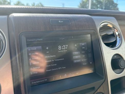 Used 2014 Ford F150 Lariat w/ Lariat Chrome Package AWD/4WD image 34