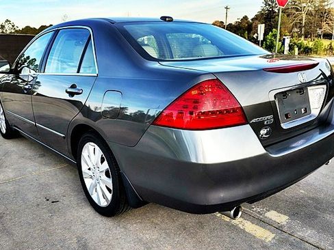 Used 2006 Honda Accord EX image 7
