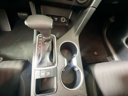Used 2021 Kia Sportage LX image 23