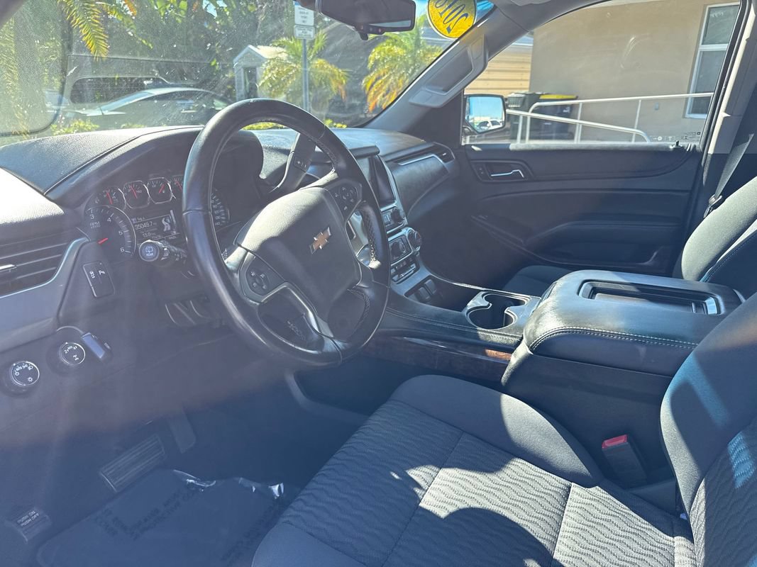Used 2018 Chevrolet Suburban LS AWD/4WD image 9
