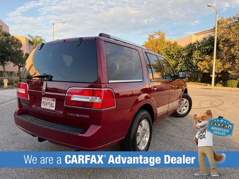 Used 2014 Lincoln Navigator 4WD image 11