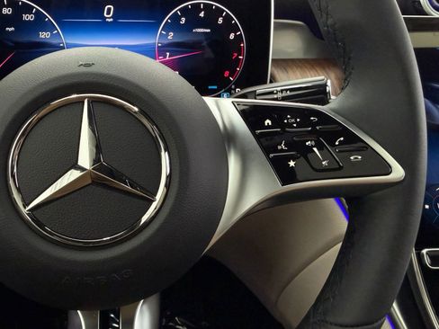 New 2026 Mercedes-Benz GLC 300 image 27