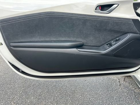 New 2026 MAZDA MX-5 Miata Club RWD image 12