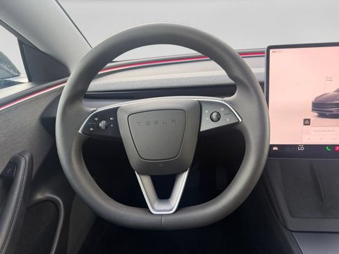 Used 2025 Tesla Model 3 RWD image 12