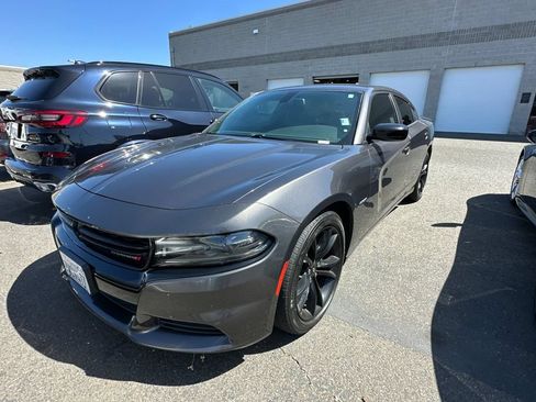 Used 2017 Dodge Charger R/T w/ Blacktop Package RWD image 2