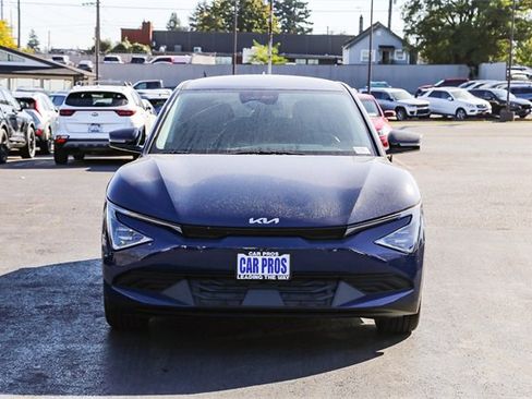 New 2025 Kia EV6 Light image 3
