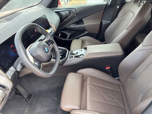 Used 2025 BMW X3 xDrive30i AWD/4WD image 14