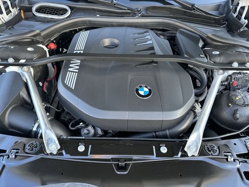 Used 2025 BMW 740i RWD image 17