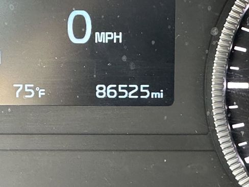 Used 2022 Kia Telluride EX w/ EX Premium Package image 14