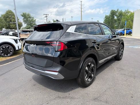 New 2026 Kia Sportage LX AWD/4WD image 8