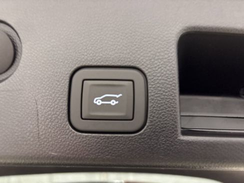 New 2026 Chevrolet Equinox LT w/ Convenience Package II AWD/4WD image 34