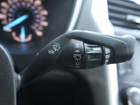 Used 2014 Ford Fusion SE FWD image 35