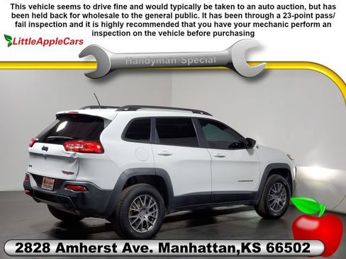 Used 2018 Jeep Cherokee Trailhawk image 29