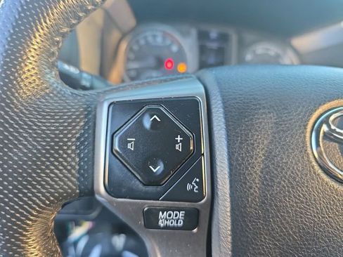 Used 2020 Toyota Tacoma SR5 image 16