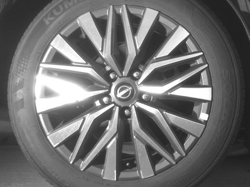 Used 2025 Nissan Altima 2.5 SV image 15