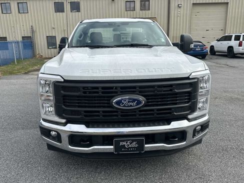 New 2024 Ford F250 XL w/ XL Chrome Package RWD image 2