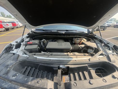 Used 2022 Chevrolet Tahoe RST w/ Sport Performance Package image 31