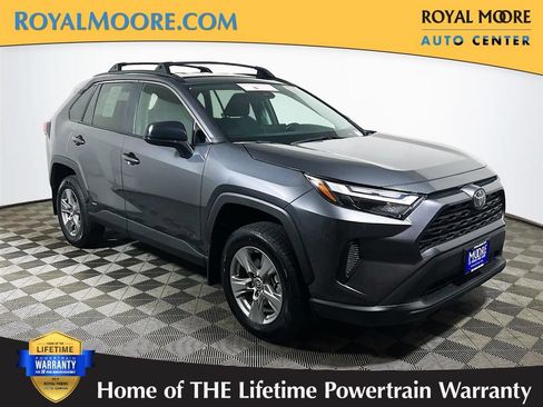 Used 2025 Toyota RAV4 LE AWD/4WD image 1