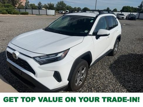 Used 2022 Toyota RAV4 XLE w/ XLE Grade Weather Package AWD/4WD image 1