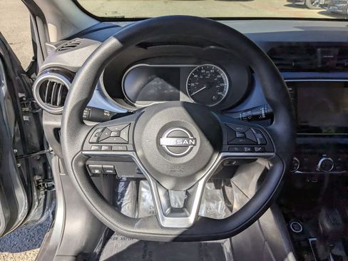 New 2025 Nissan Versa SV w/ Trunk Package image 15